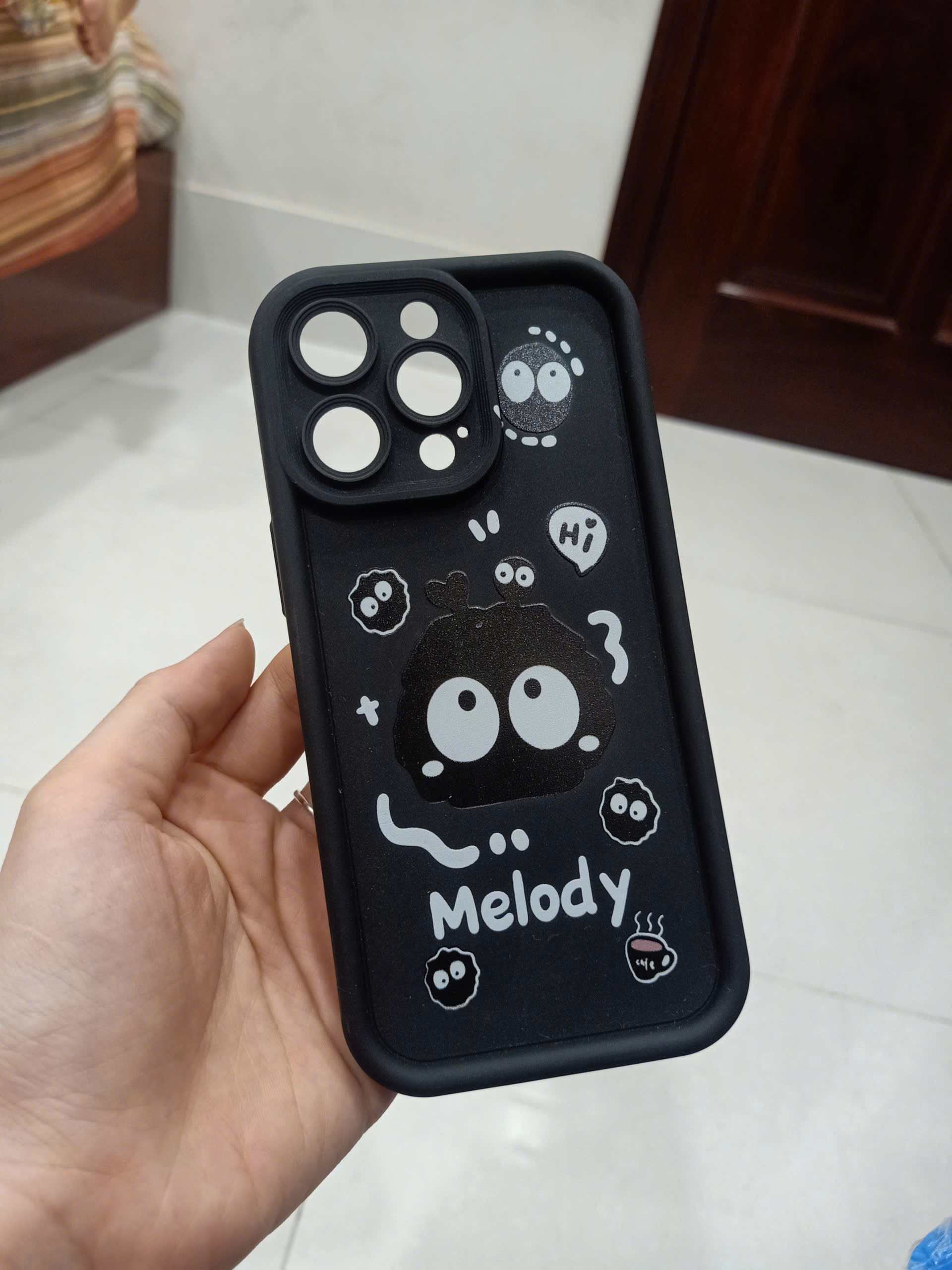 Ốp Lưng iPhone Melody Mầm Cây Đen